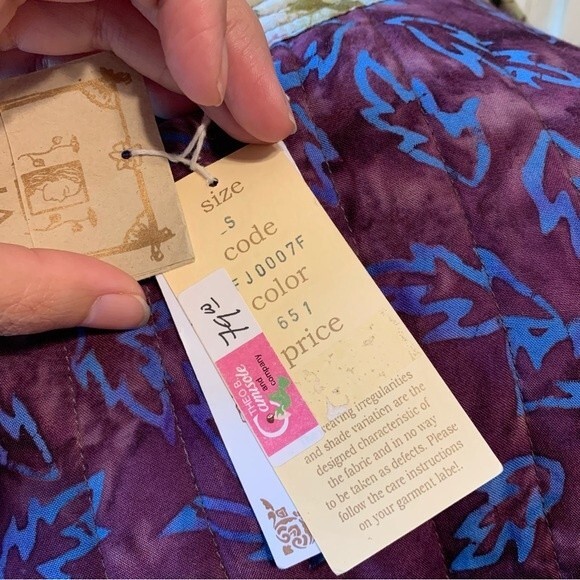 NWT Quilted Colorful Batik Reversible Wearable Art Festival Vest -Small - Picture 3 of 9